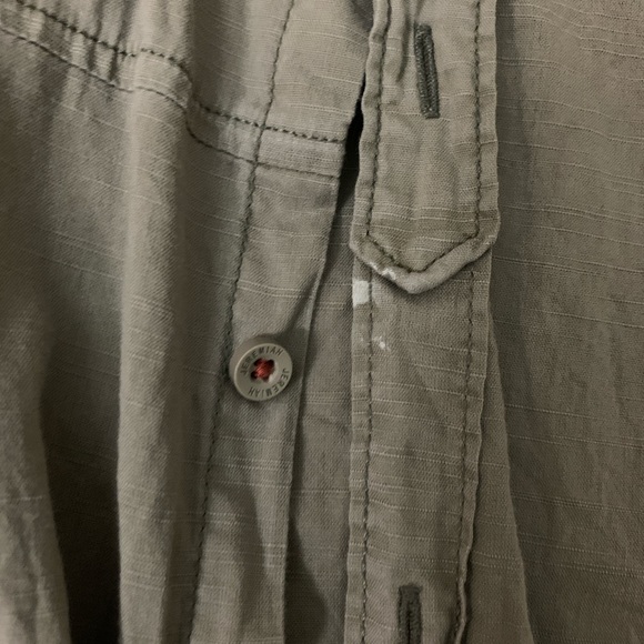 Mens button up - Picture 2 of 3